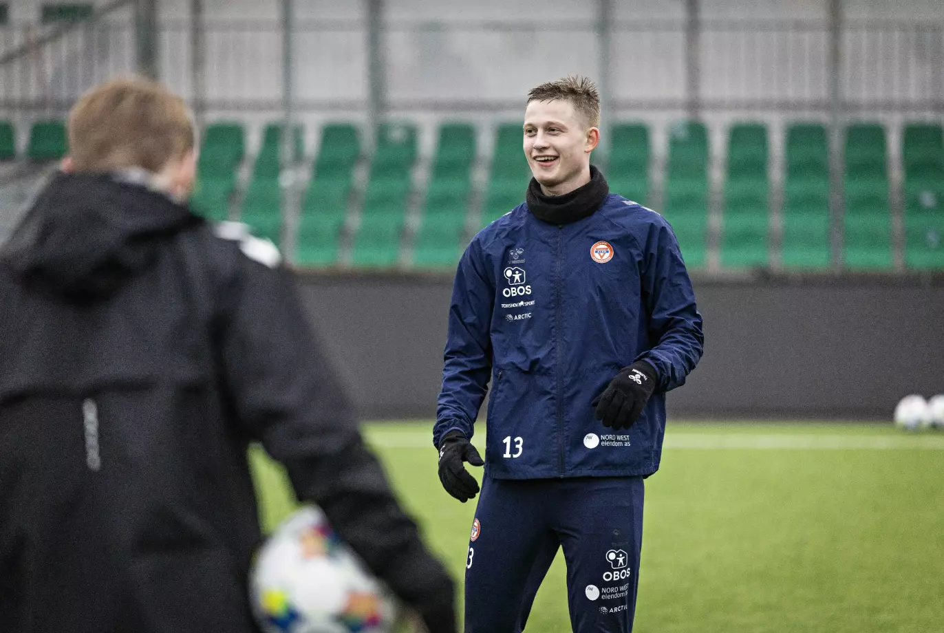 SMIL: Det var en påskrudd Brage Skaret på trening på Ekeberg onsdag. Smilet var der stadig vekk. Foto: Jørn H. Moen / Dagbladet