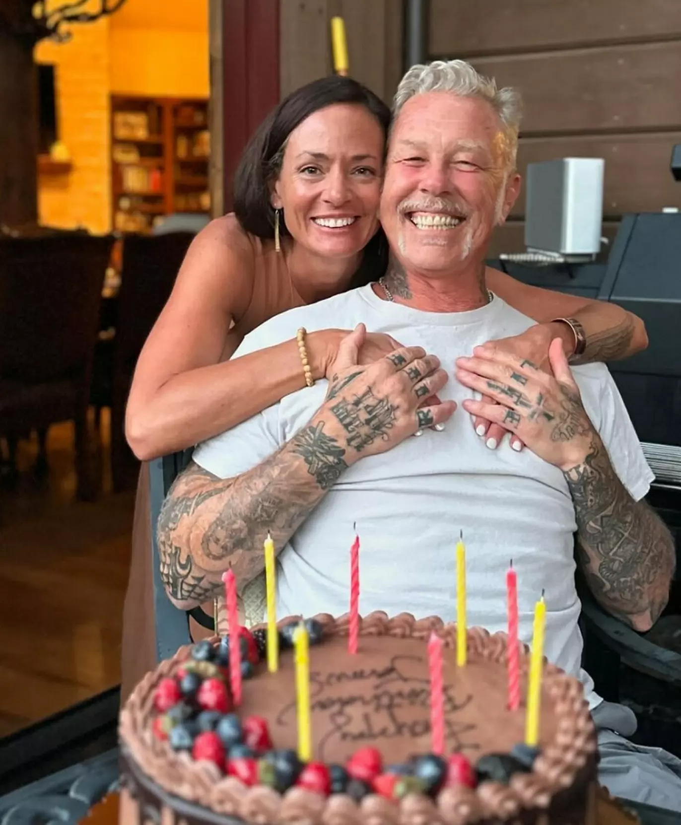 «LYKKELIGSTE PÅ JORD»: Adriana deler flere bilder av livet med James på Instagram. Hun skriver at James gjør henne til «den lykkeligste jenta på jord». Dette bildet er fra noen måneder siden. Foto: Skjermdump fra Instagram / @addygillett