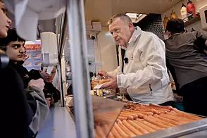 - Spiser pølse med god samvittighet