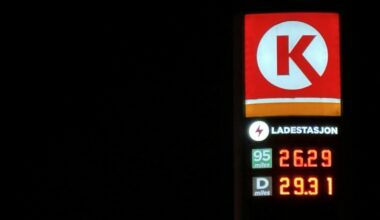Så mye billigere er det å kjøre elbil nå - Elbil24