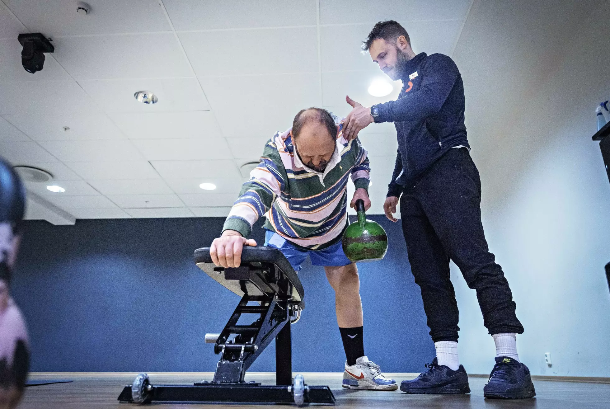 GIR ALT: Etter seks år i donorkø og 80 kilo ned i vekt har trening blitt en livline. Her sammen med PT Idar Sørensen på SATS Ullevål.
