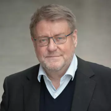 Ole Gunnar Austvik