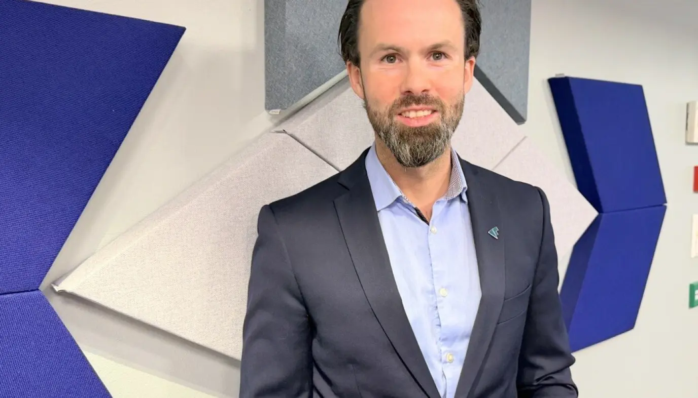 EKSPERT: Thomas Iversen er ekspert på flyrettigheter. Foto: Odd Roar Lange