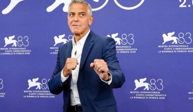 Clooney forsvarer Ruffalo: – Latterlig