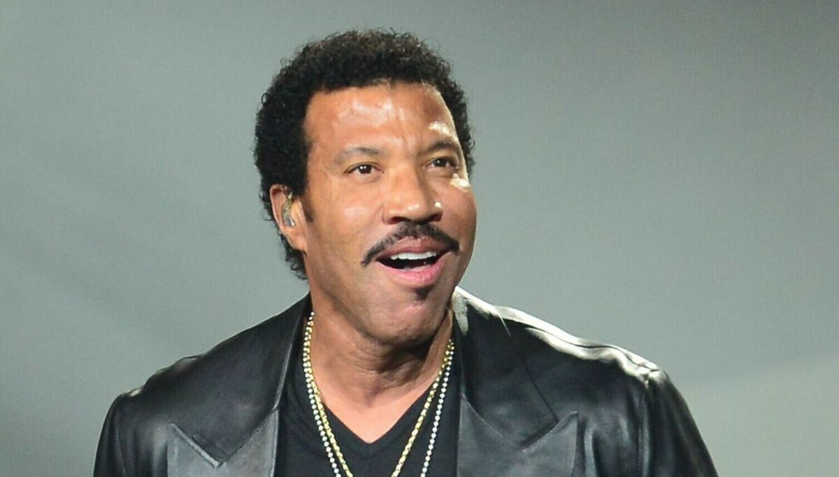 Lionel Richie hjerteoperert etter hjerteproblemer – avlyser tre konserter