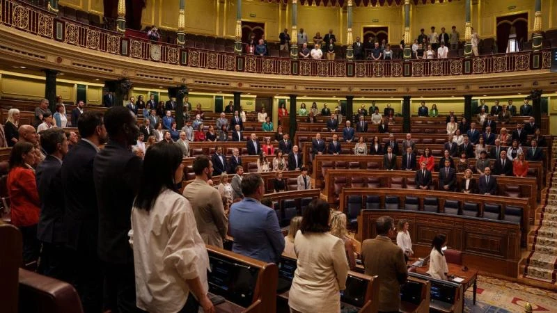 Cette semaine, l'Espagne vote sur son retrait de l'OTAN et l'expulsion des troupes américaines.