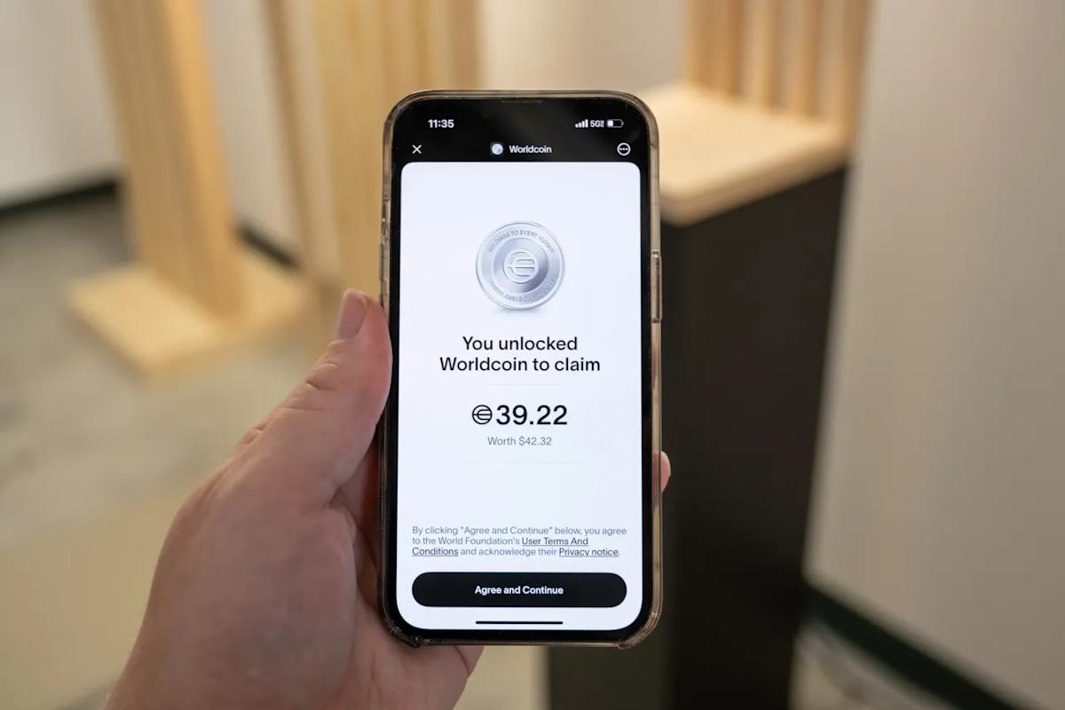 Sam Altman's WLD Extends Rally After Eightco Reveals 8.4% Stake In Worldcoin Supply
