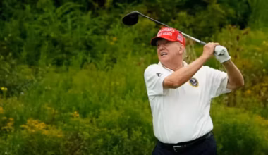 US F16s intercept two aircraft near Trump’s New Jersey golf club; third plane delays Potus' flight