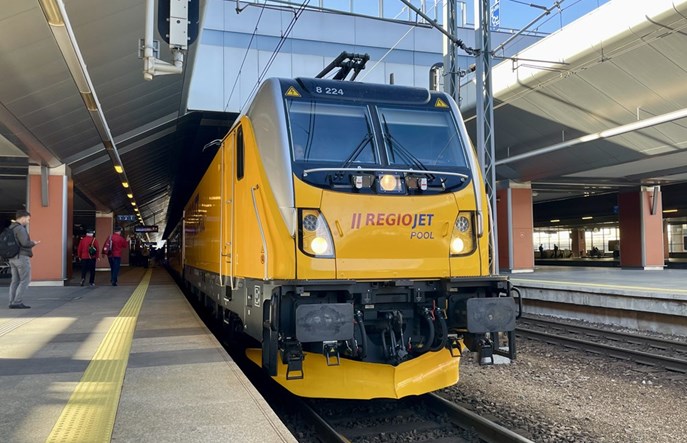 RegioJet pojechał z Krakowa do Warszawy. Tak zaczyna się era konkurencji na kolei! [zdjęcia]