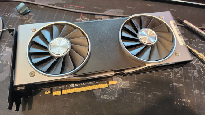 NVIDIA GeForce GTX 2080 Ti - oto nigdy nie wydany układ z 12 GB VRAM. Ma lepszą specyfikację niż GeForce RTX 2080 Ti [2]
