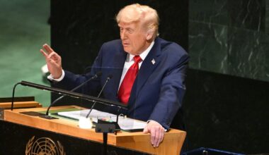 Donald Trump nagrodzony aplauzem za słowa o Strefie Gazy. "Trzeba to wynegocjować" [RELACJA]