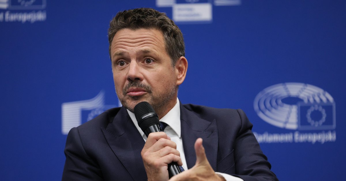 Nocna prohibicja w Warszawie. Rafał Trzaskowski zwołuje nadzwyczajną sesję rady miasta