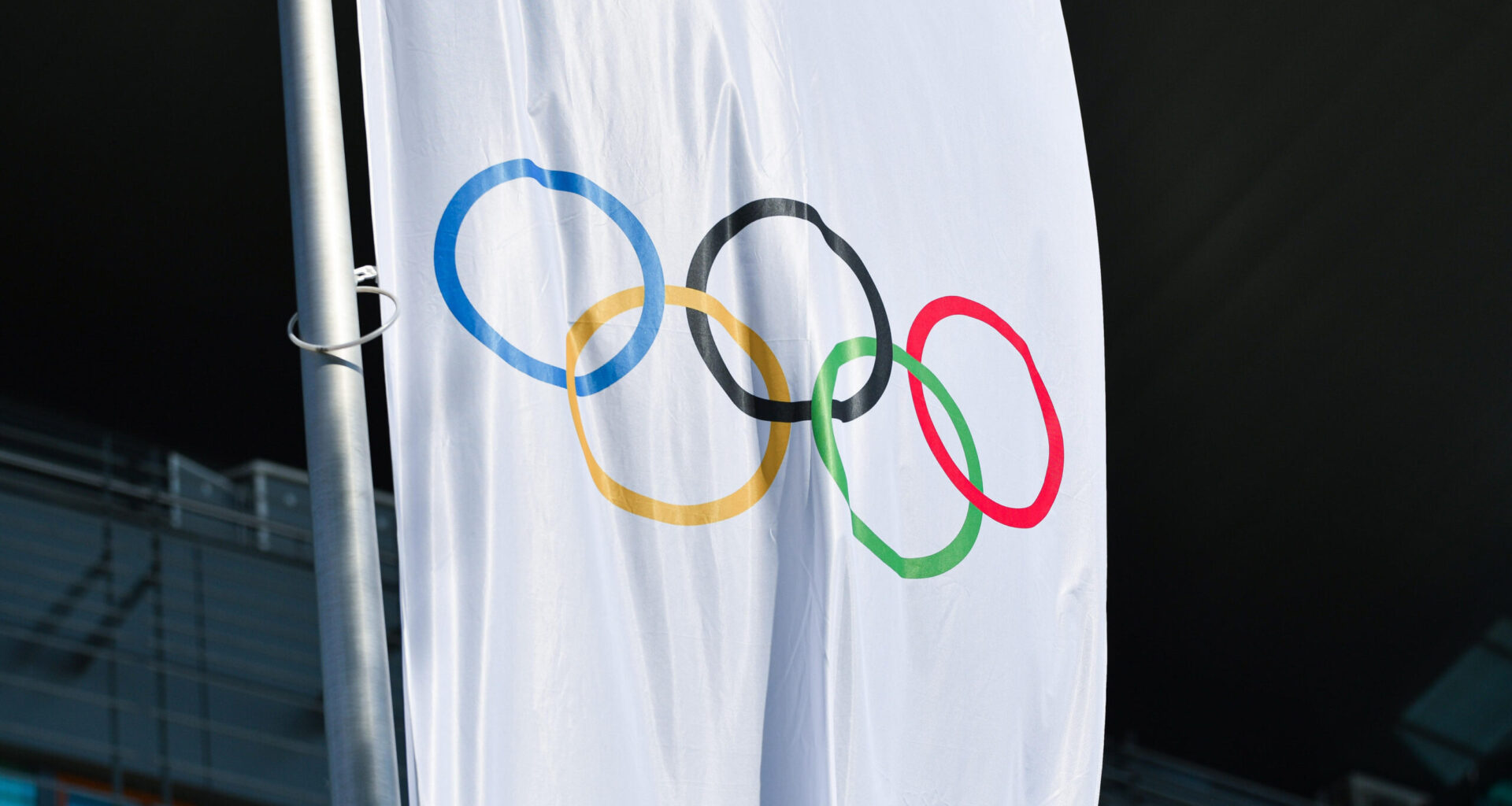 Jest decyzja MKOl w sprawie rosyjskich sportowców na ZIO 2026