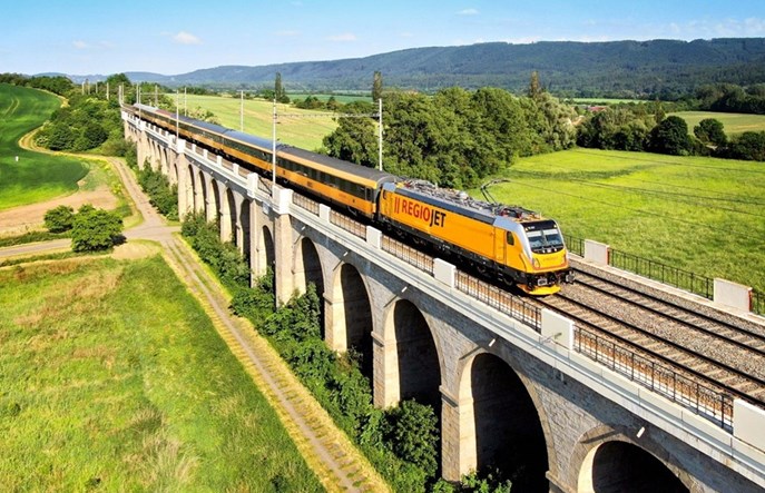 RegioJet od jutra na polskich torach