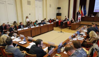 Nocna prohibicja w Warszawie. Jest decyzja w sprawie dwóch dzielnic - Onet