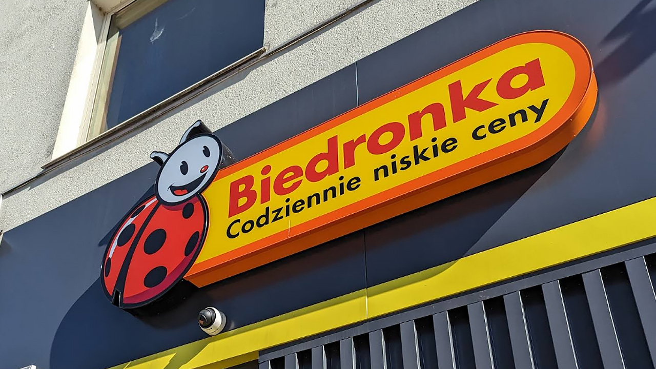 Biedronka przeceniła na 2 grosze. Byleby się tego pozbyć