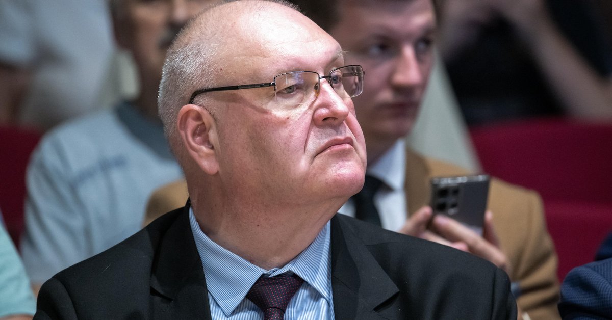 Minister Żurek chce ukarania prezesa TK. "Święczkowski na razie bezkarny. Do czasu"