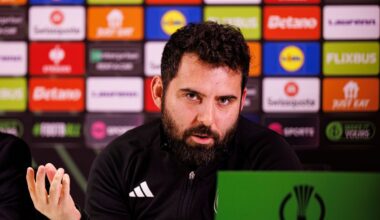 Legia miała być jego ostatnim polskim klubem. Feio szuka pracy
