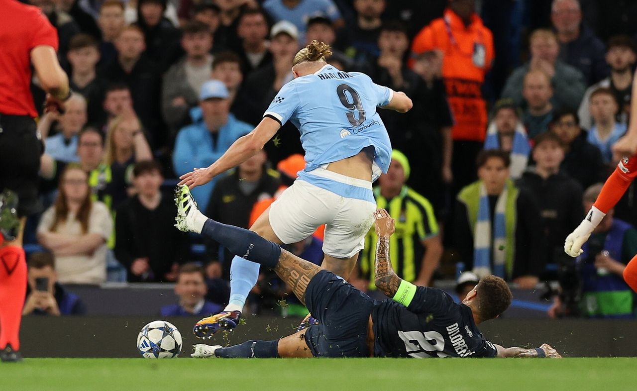 Czerwona kartka ustawiła mecz Manchesteru City