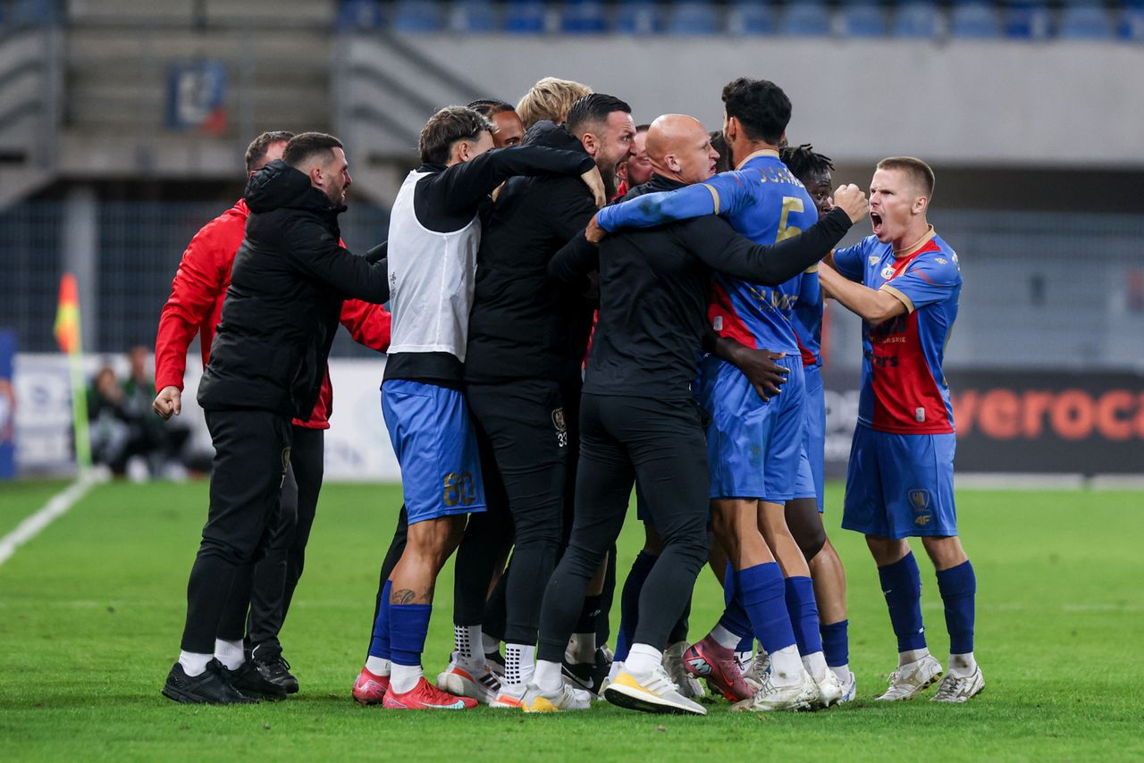 Szalony mecz w Ekstraklasie. Przegrywali 0:2, wygrali demolując rywala