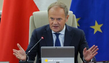 Donald Tusk zabrał głos w sprawie dronów nad Polską. "Mam dosyć tych mądrali"