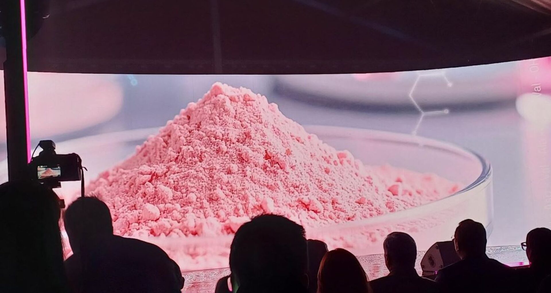 Polska firma Polmlek będzie produkować tzw. "różowe złoto"