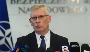 Sprawa rakiety w Wyrykach. Sławomir Cenckiewicz chce konfrontacji. "Żenada"