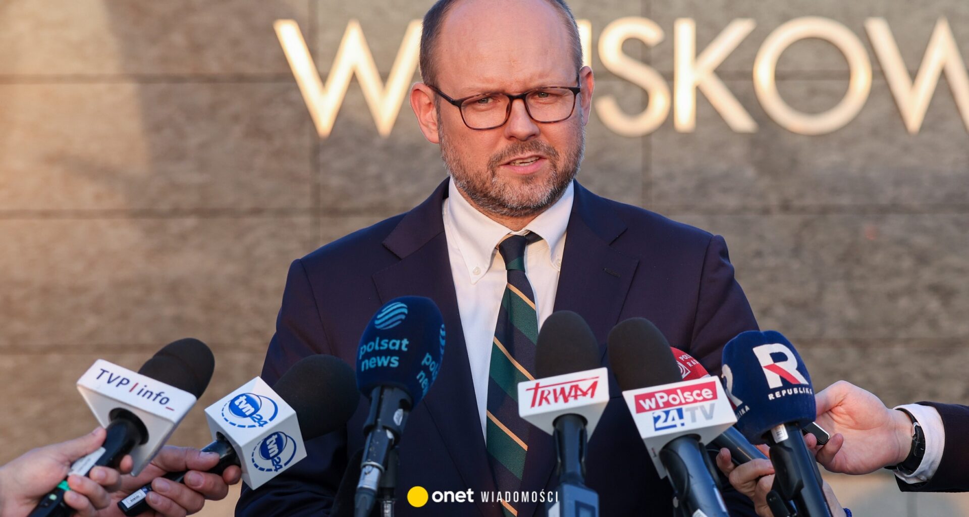 Przydacz krytykuje komunikację rządu. "Obawiam się, że Rosja to wykorzysta"
