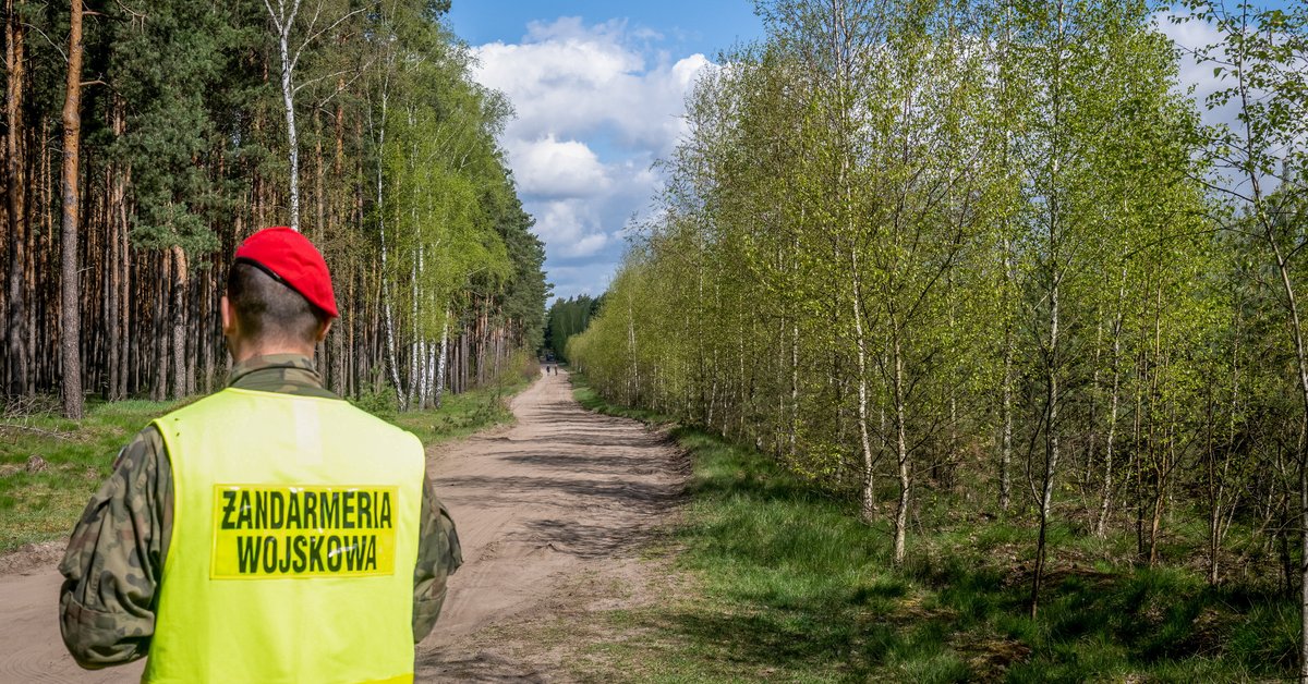 Dron znaleziony w woj. warmińsko-mazurskim. Służby w akcji - Onet
