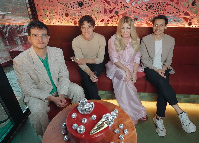 Beata Kozidrak z zespołem Kamp!