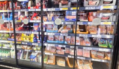 Robiłam zakupy w Tesco w Anglii. Nagle zobaczyłam półkę w lodówce