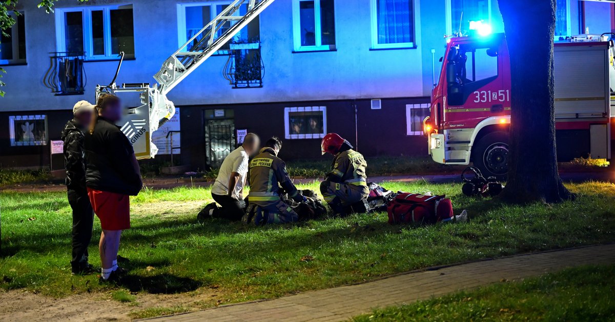 Potężny pożar w Koszalinie. Ewakuacja ponad 70 osób, są poszkodowani, w tym dzieci