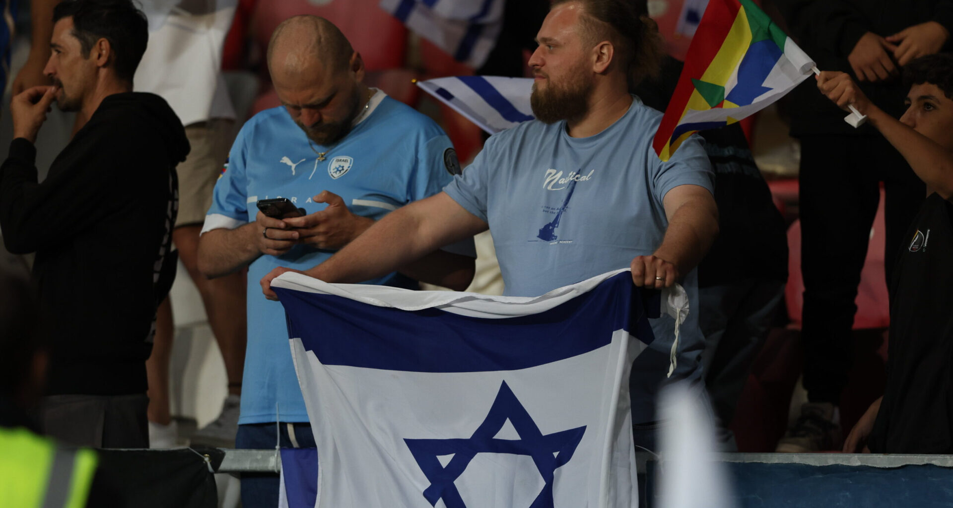 Katarczycy doprowadzą do wykluczenia Izraela z UEFA? "Wywierają potężną presję"