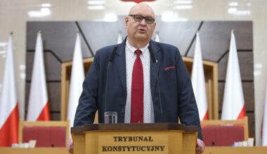 Minister Żurek chce ukarania prezesa TK. Zdecydowana reakcja Bogdana Święczkowskiego