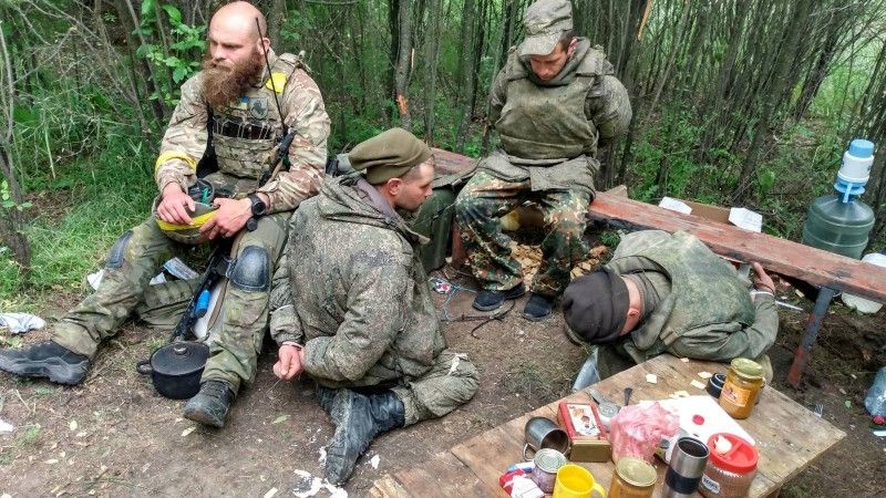 Ś.P Iwan Marczuk "Brześć" bierze rosyjskich jeńców do niewoli