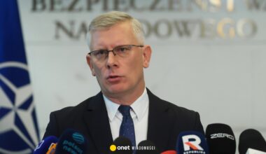 Sprawa rakiety w Wyrykach. Sławomir Cenckiewicz chce konfrontacji. "Żenada"