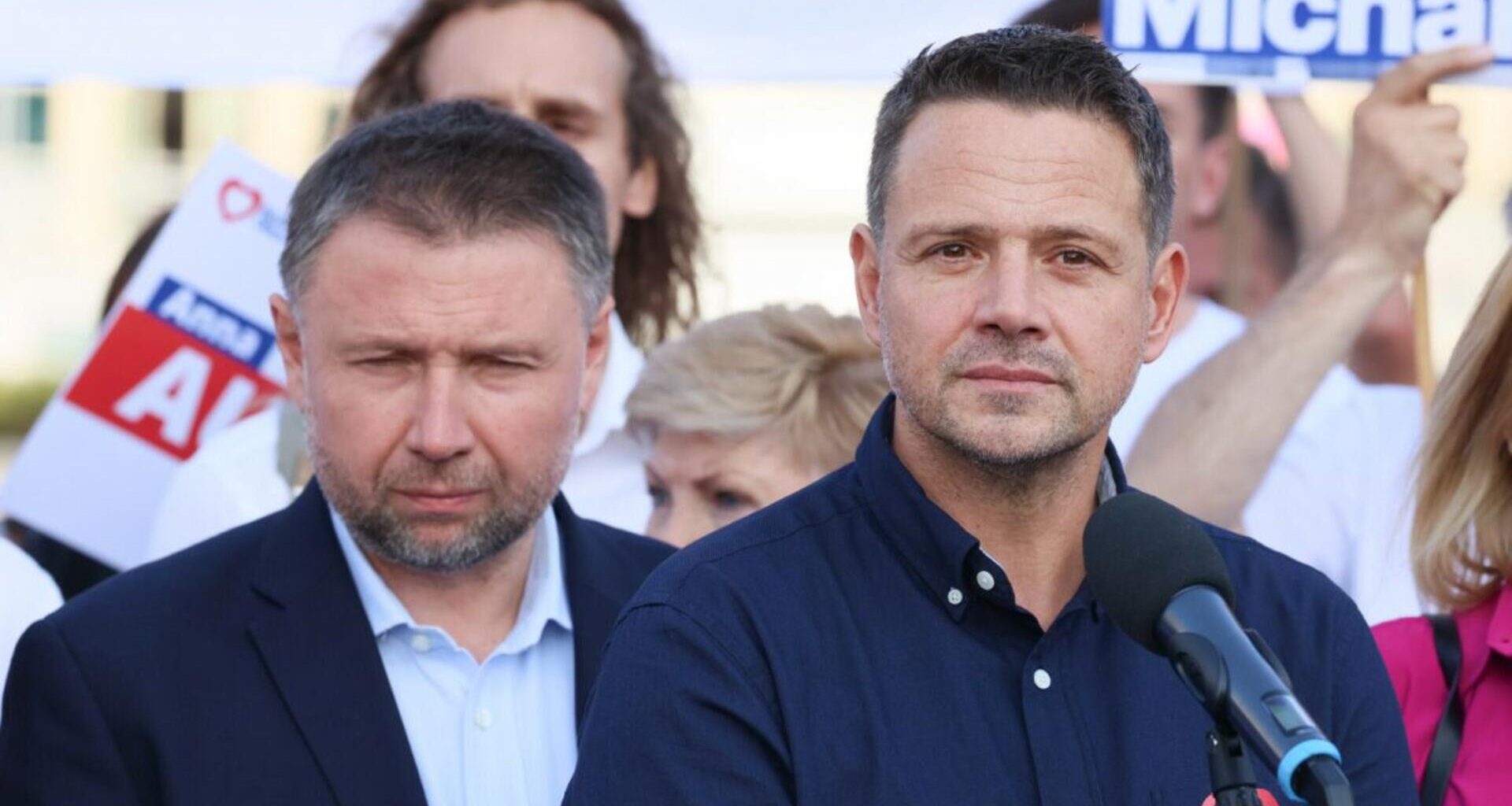 "Rafał Trzaskowski został upokorzony". Awantura o alkohol pociągnie KO na dno?