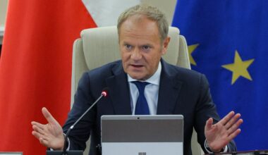 Donald Tusk zabrał głos w sprawie dronów nad Polską. "Mam już dosyć tych mądrali"
