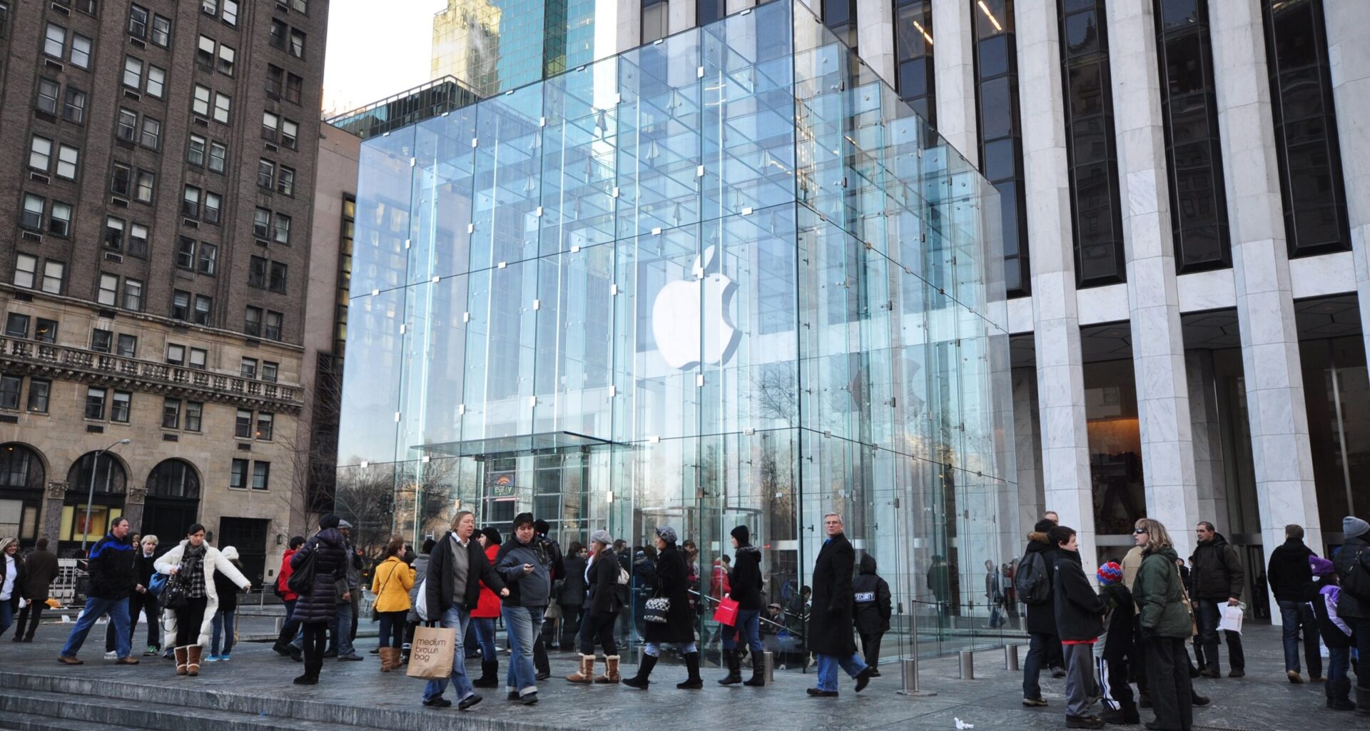 Europa dostaje „gorszego iPhone’a”. Wojna o unijne przepisy