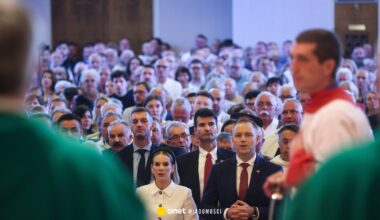 Incydent w "amerykańskiej Częstochowie". Msza z udziałem prezydenta zakłócona - Onet