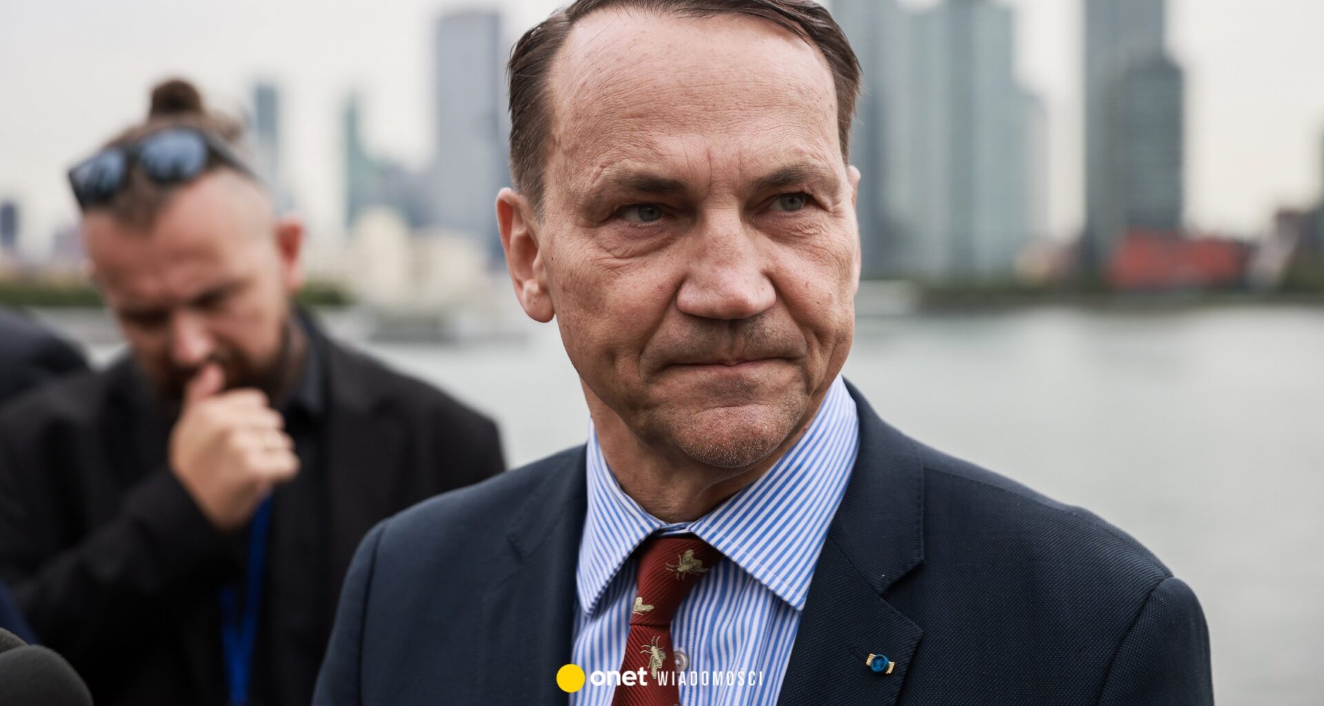Kulisy Rady Bezpieczeństwa Narodowego. Sikorski nie podał ręki Cenckiewiczowi