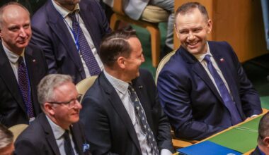 Z czego śmiali się Nawrocki i Sikorski? Zaskakująca odpowiedź prezydenckiego ministra