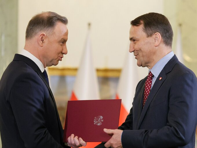 Prezydent Andrzej Duda i szef MSZ Radosław Sikorski