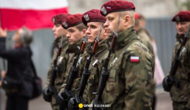 Co z obowiązkową służbą wojskową? Polacy zabrali głos [SONDAŻ] - Onet