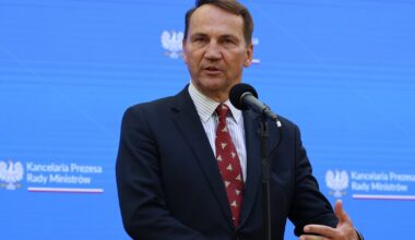 "Nie pozwolę". Radosław Sikorski ostro o słowach Marcina Przydacza