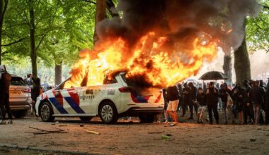 Demonstracja w Hadze wymknęła się spod kontroli. Doszło do starć z policją