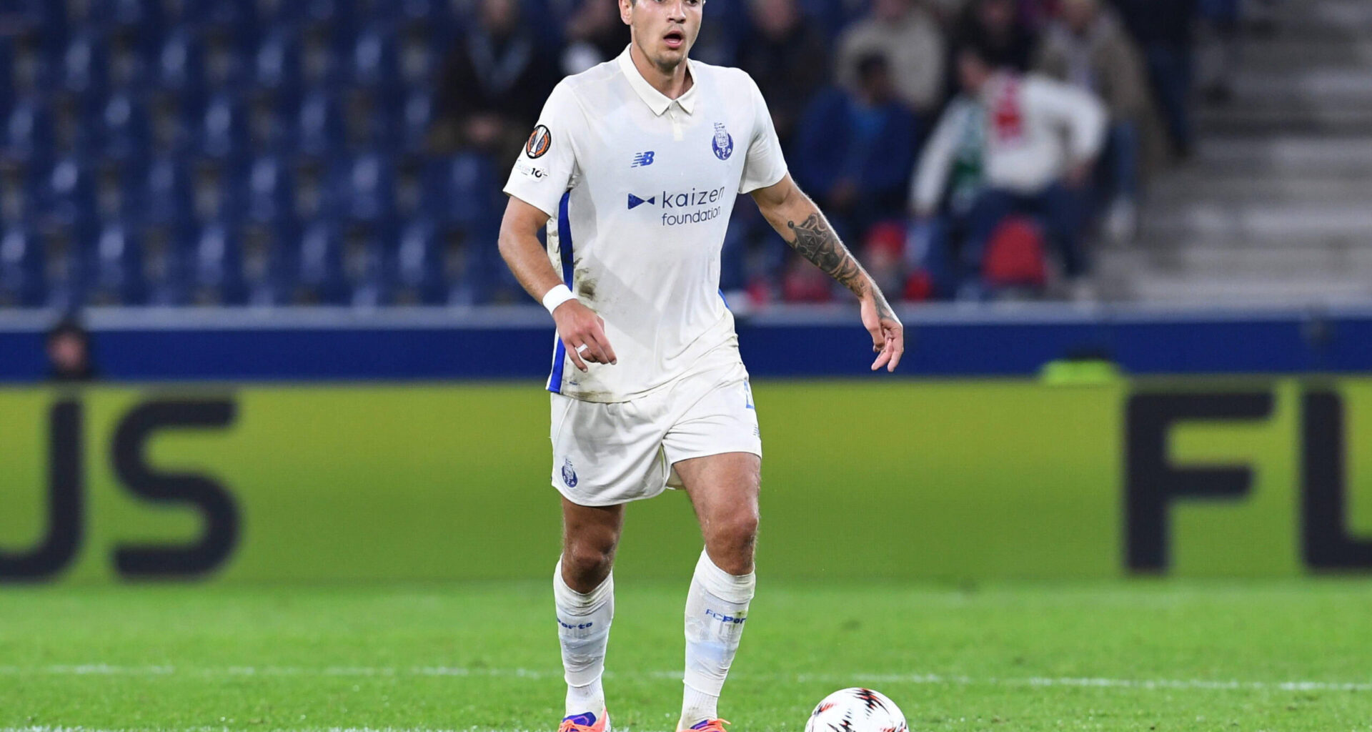 Bednarek i Kiwior z kolejnym dobrym występem w Porto. "Skała"
