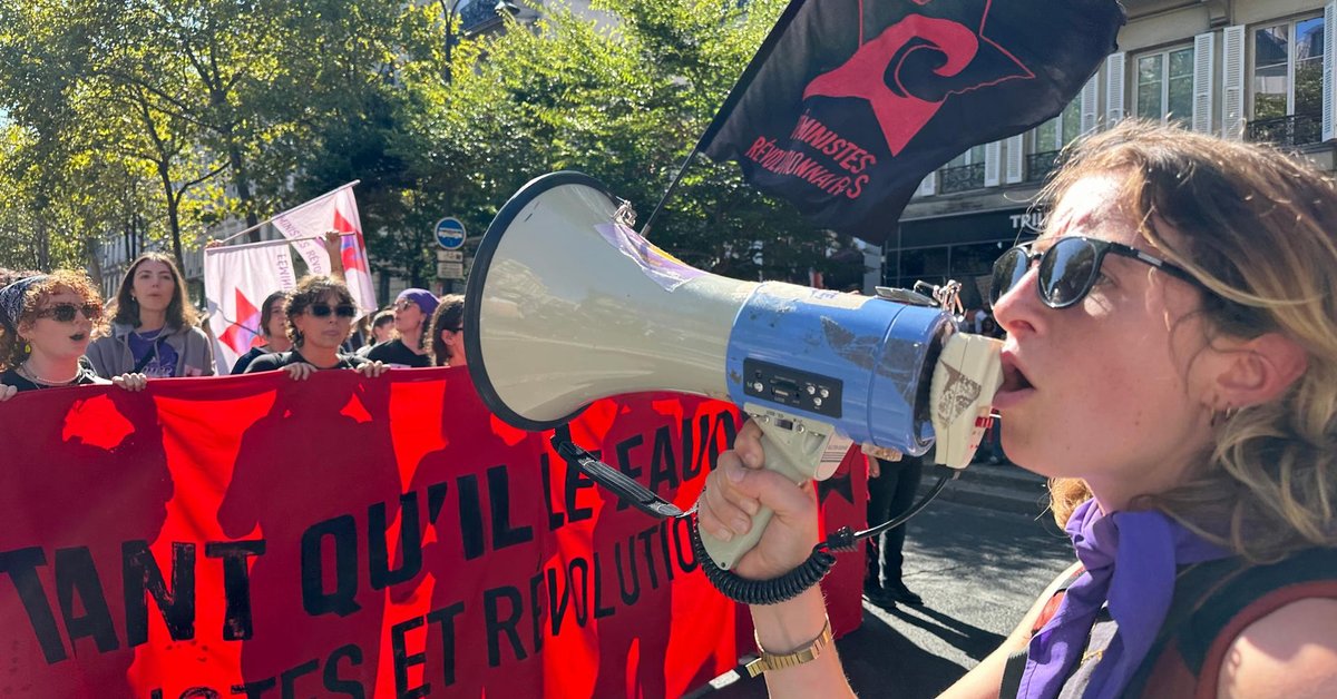Coraz więcej osób we Francji jest niezadowolonych z sytuacji politycznej i wychodzi na ulice. 18 września w Paryżu w demonstracji wzięło udział 55 tys. uczestników