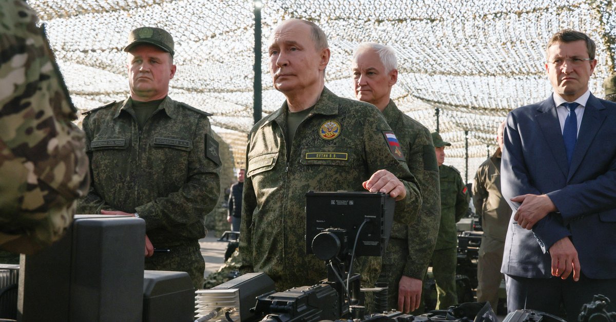 Władimir Putin podczas rosyjsko-białoruskich ćwiczeń wojskowych Zapad 2025, 16 września 2025 r.