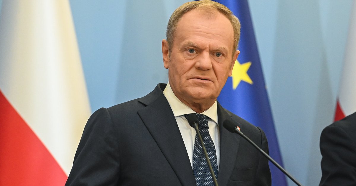 Sprawa Sławomira Nowaka umorzona. Jest komentarz Donalda Tuska